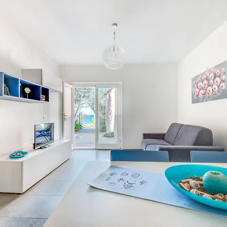 Apartamento Casa Gaia Direttamente Sul Mare